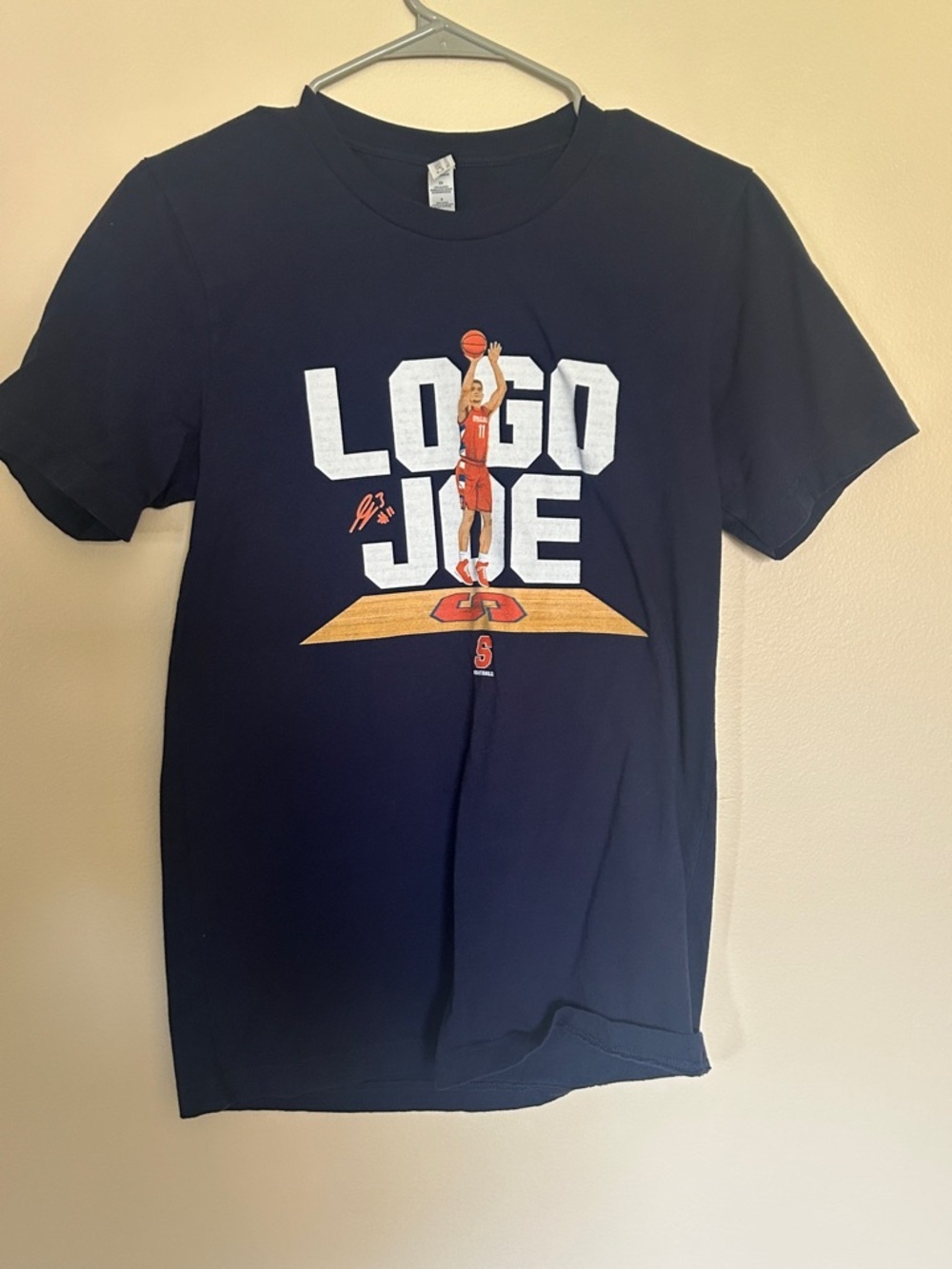 Logo Joe Girard III Syracuse Basketball NIL Graphic Tee Men’s size S